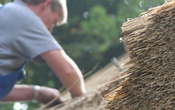 professional Pont Ar Hydfer thatchers